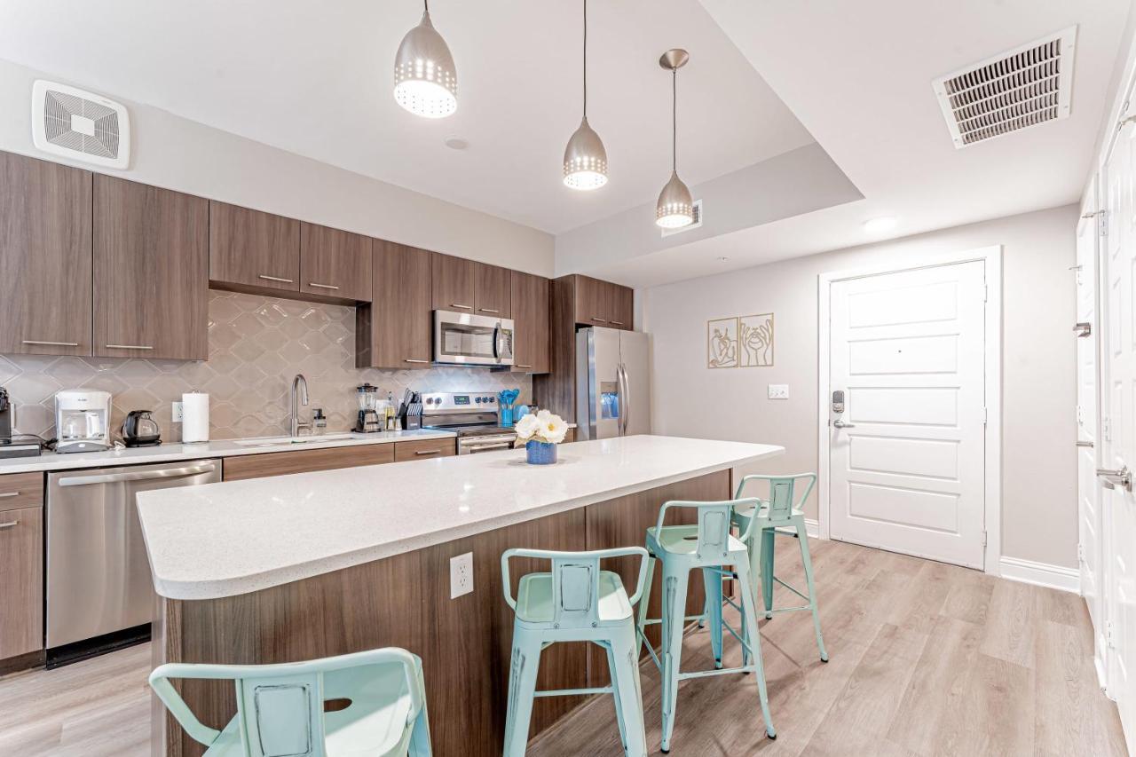 Apartament Upscale Modern Apts - Free Parking, Fast Wifi, Courtyard Austin Zewnętrze zdjęcie